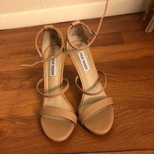 Steve Madden Nude Heels
